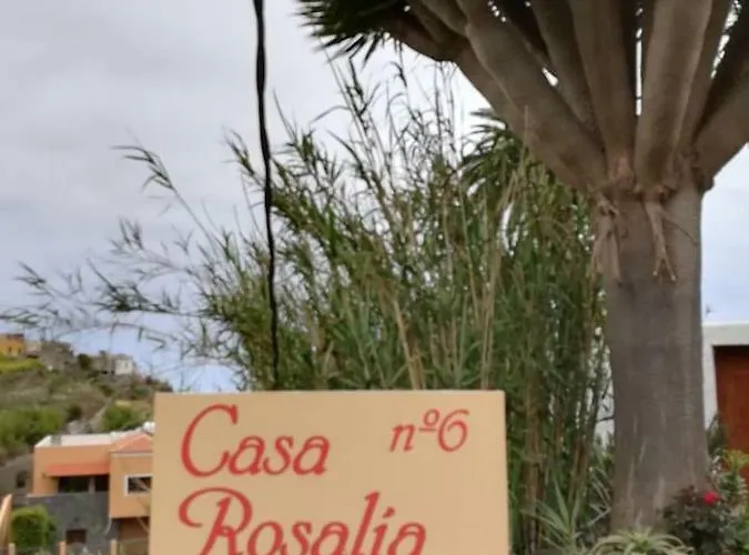 Casa Canaria Tradicional Rosalia بيت للعطل *
